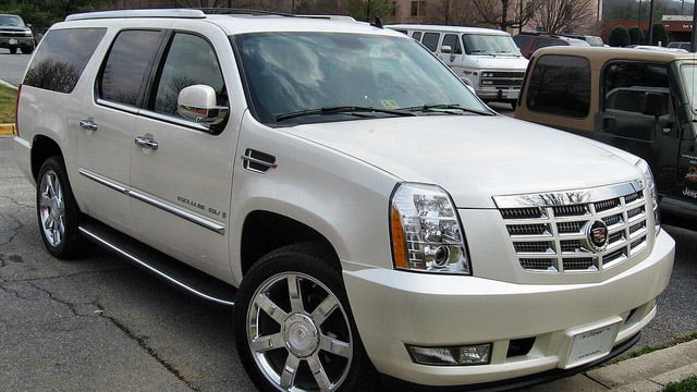 2007-Cadillac-Escalade-ESV-David_Guo-D